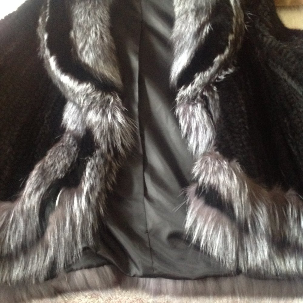 Mink Coat - Picture 3 of 4